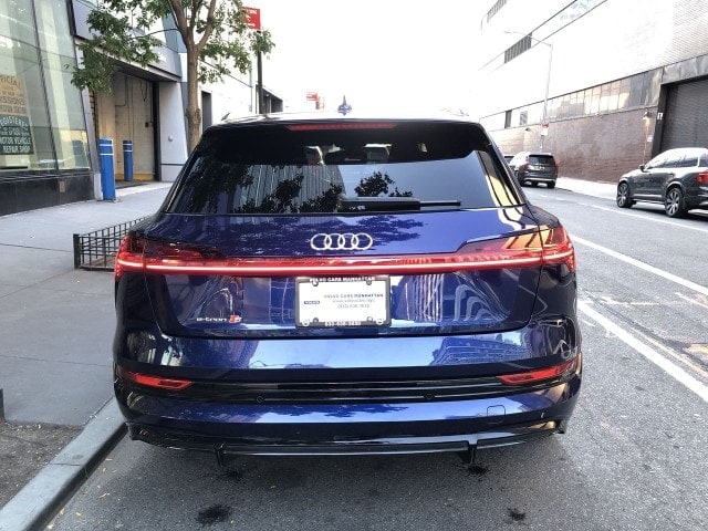 audi e-tron s 2022 WA1VCBGE9NB034633 image audi e-tron s 2022 WA1VCBGE9NB034633 image